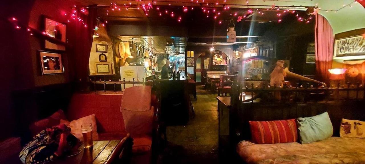 Kingfisher Lodge & Pub Castleconnell Buitenkant foto